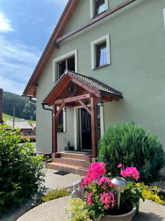 Ubytovani Trombly Loučná nad Desnou Exterior foto
